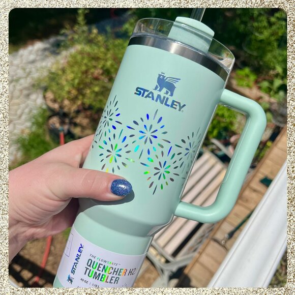 Stanley 40oz Stainless Steel H2.0 FlowState Quencher Tumbler Seaglass Gloss NWT - Picture 4 of 9